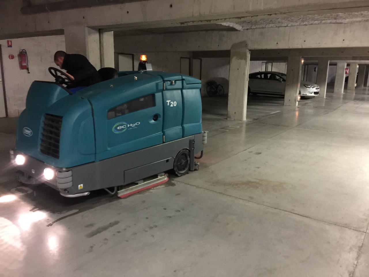 Machine Industrielle Tennant T20